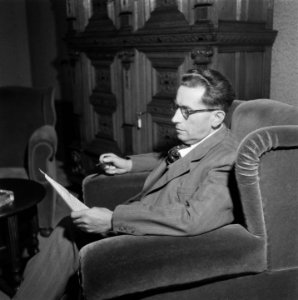 Wethouder Bernard Franken (Arbeidszaken), Bestanddeelnr 900-8632