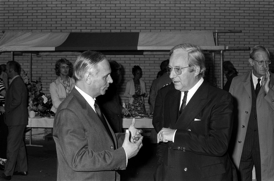 Wethouder Bootsma opent fabriek RiederTetterode, Bestanddeelnr 925-8856