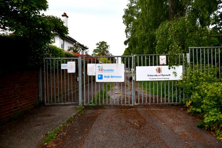 Wesc Foundation College