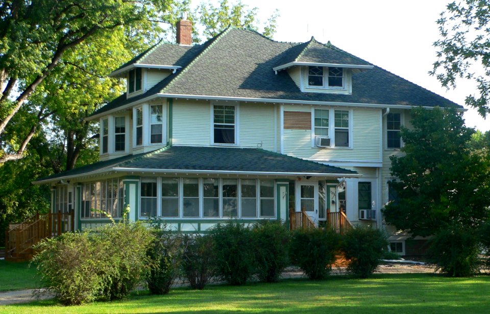 Werth house (Aberdeen, SD) from SSW 1