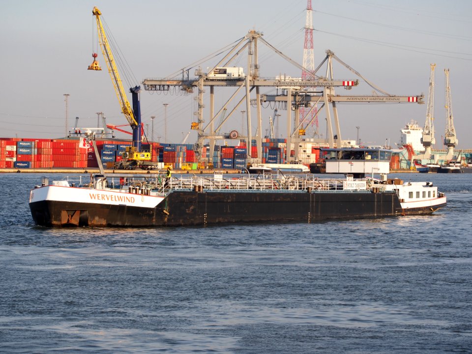 Wervelwind (ship, 1988), ENI 02205577, Port of Antwerp pic1