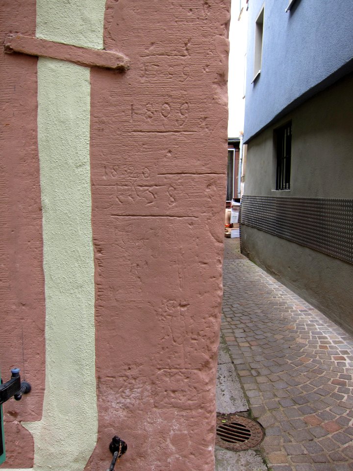 Wertheim, Hochwassermarken Gerbergasse 4
