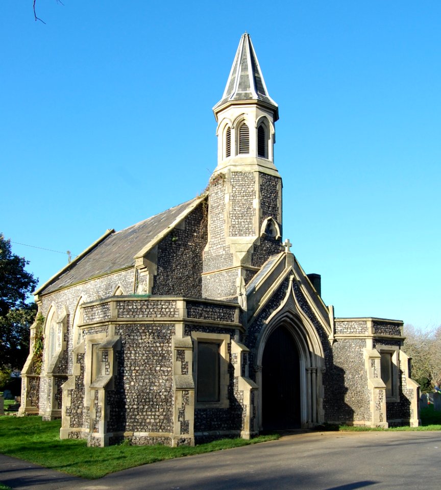 West Chapel at Kingston Cemetery, St Mary's Road, Kingston, Portsmouth (NHLE Code 1387192) (November 2017) (1)