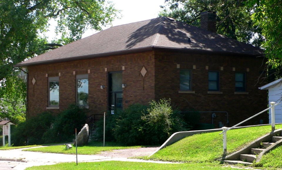 Wessington Springs library from NW 1
