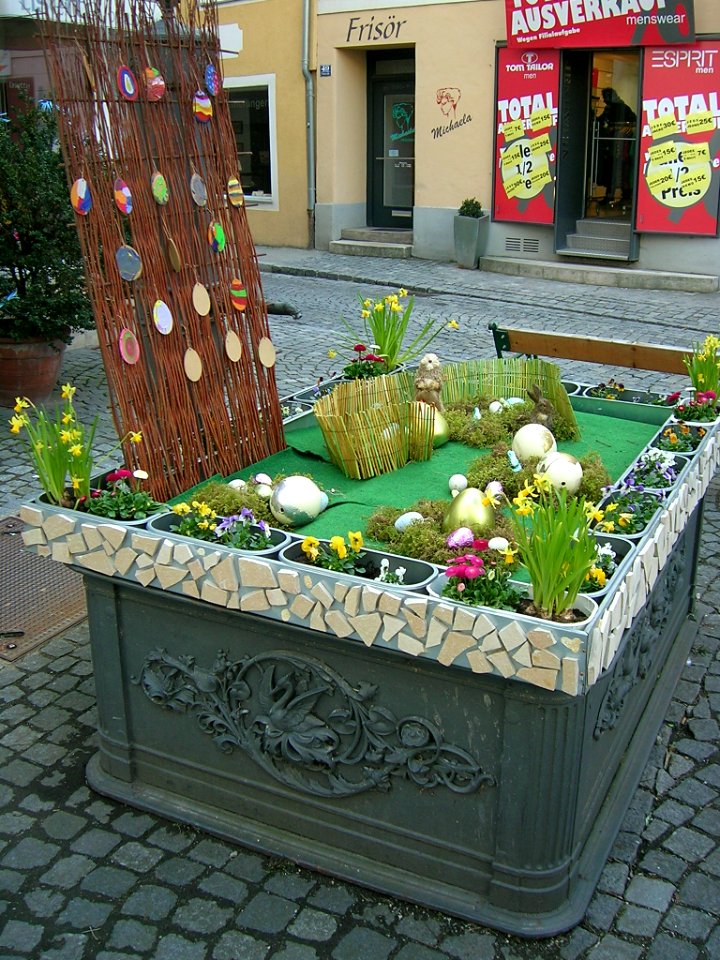 Westenstr Eichstätt -Brunnen Ostern 2013 (2)