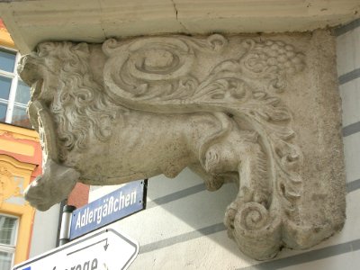 Westenstr 2 Eichstätt -Erker-Löwe O (1)