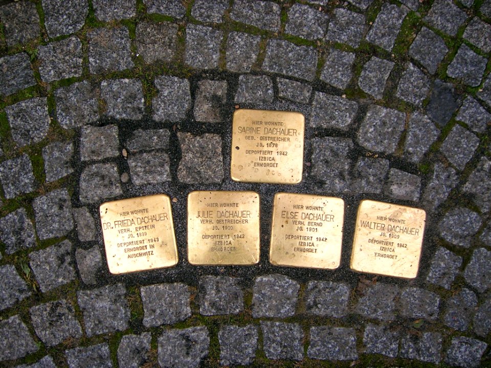 Westenstr 1 Eichstätt -Stolpersteine Dachauer (1)