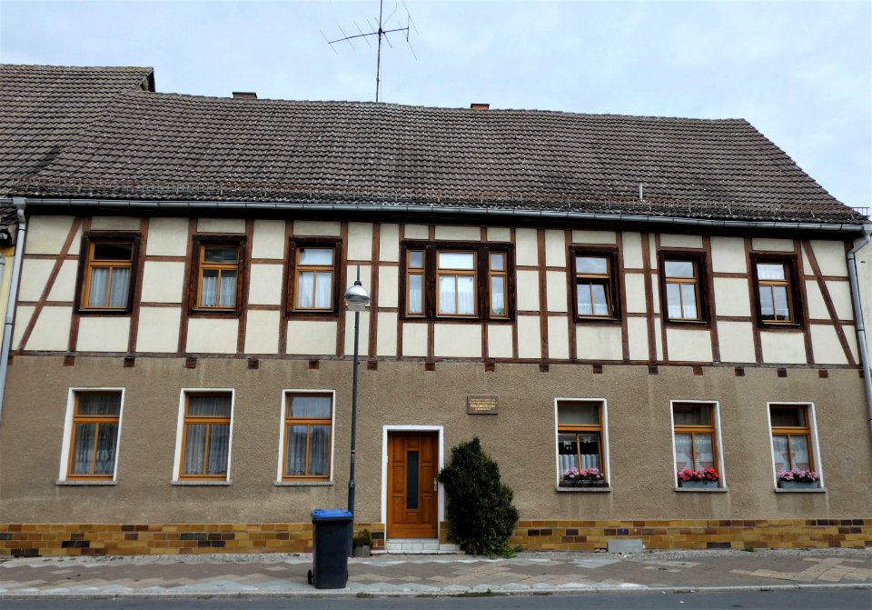 Zörbig LangeStr46 Blüthgen (1)