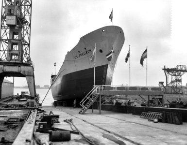 Zaanl. Scheepbouw Maatschappij tewaterlating Lis Frellsen, Bestanddeelnr 913-5784