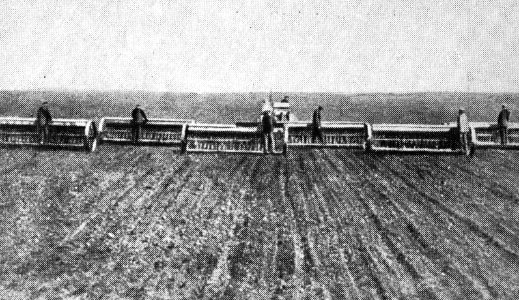 Zaaien met tractor, Bestanddeelnr 195-0125