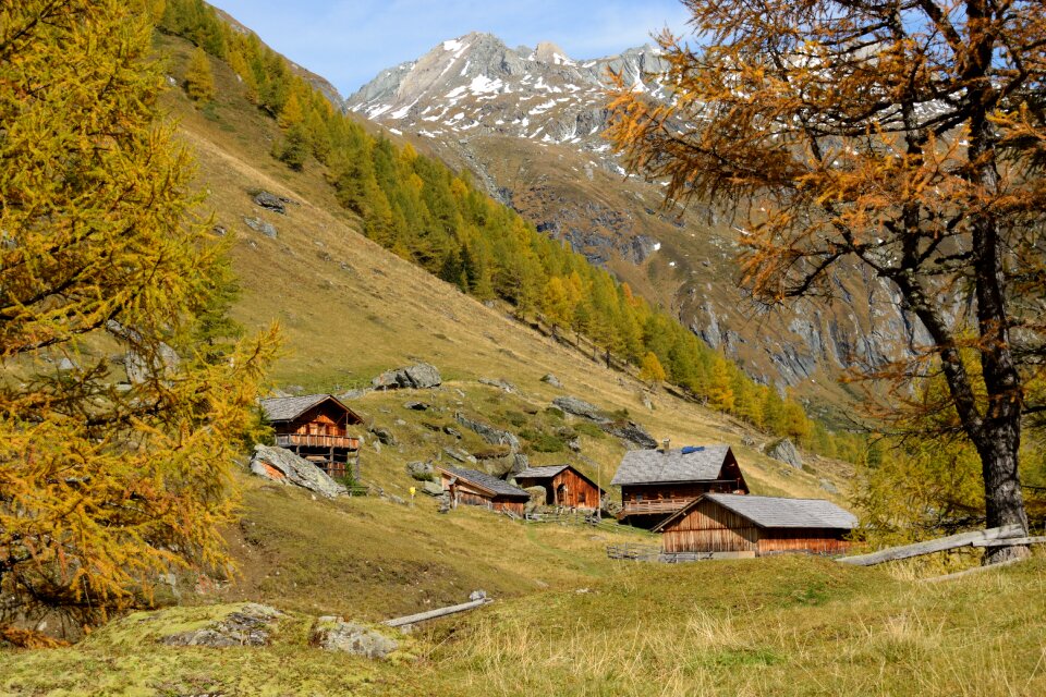 Hut almdorf log cabin