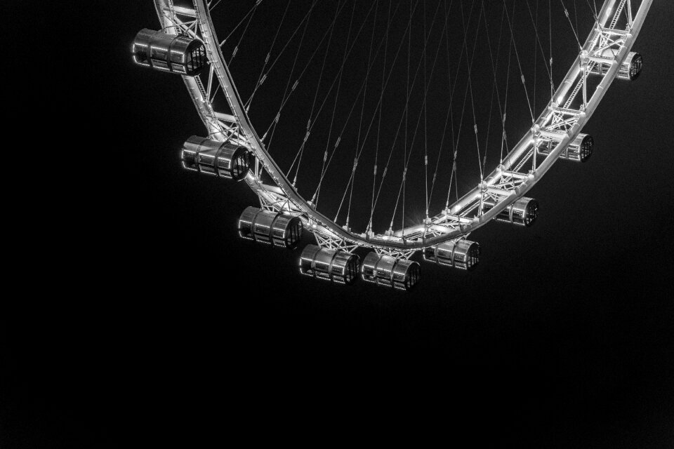 Infrastructure structure night