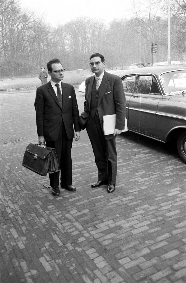 Zaak Van der Putten bij het Ambtenarengerecht te Arnhem, Bestanddeelnr 913-6834