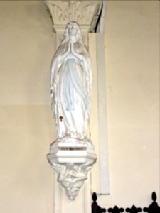 Ypreville-Biville (Seine-Mar.) église d'Ypreville, statue (05) Vierge au rosaire