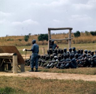Zaire (voorheen Belgisch Congo ) kamp van Angolese Bevrijdingsbeweging F.N.L.A., Bestanddeelnr 254-9411