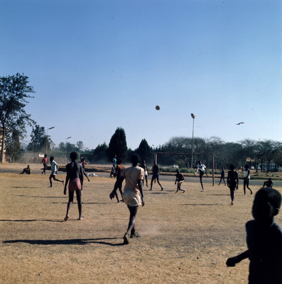 Zaire (voorheen Belgisch Congo ) straatbeelden Kinshasa, Bestanddeelnr 254-9367