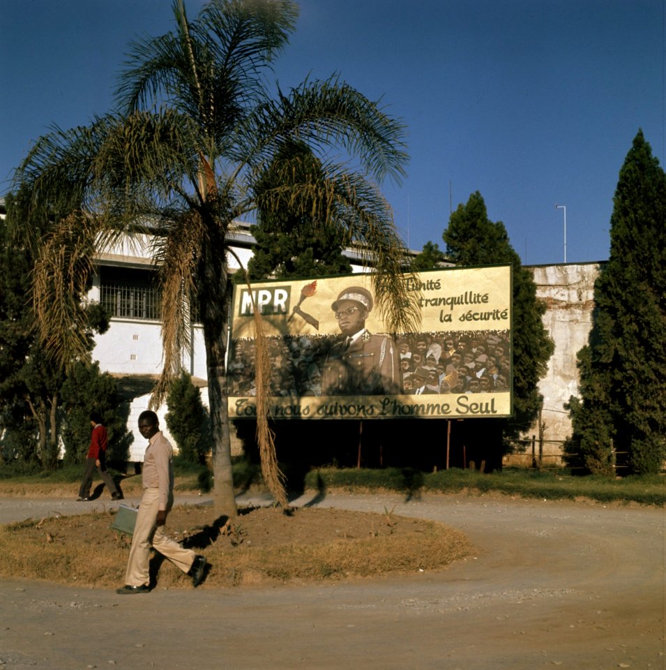 Zaire (voorheen Belgisch Congo ) straatbeelden Kinshasa, Bestanddeelnr 254-9365