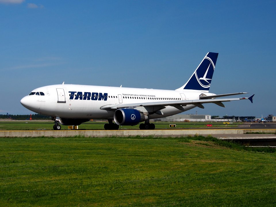 YR-LCA TAROM Airbus A310-325(ET) at Schiphol (AMS - EHAM), The Netherlands, 16may2014, pic-3