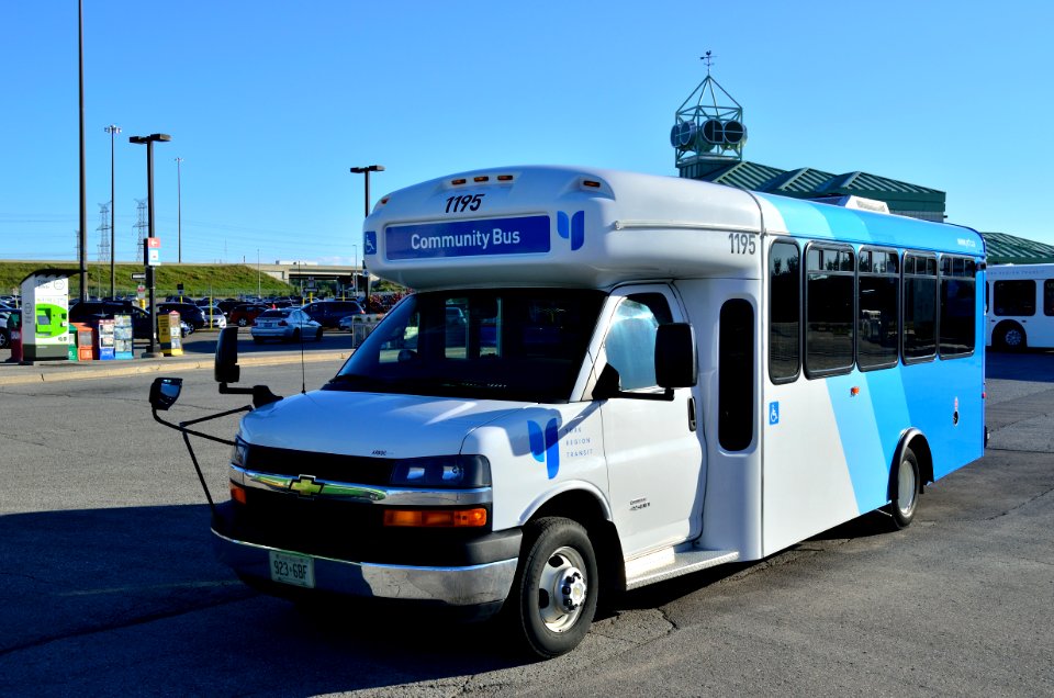 YRTCommunityBus1195-3