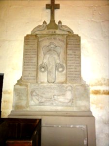 Ypreville-Biville (Seine-Mar.) église d'Ypreville, monument aux morts