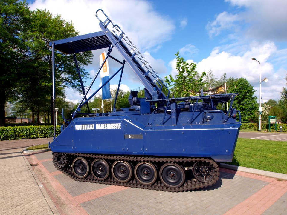 YPR-765 KMar photo-5