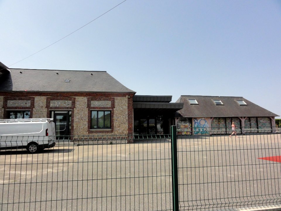 Ypreville-Biville (Seine-Mar.) école