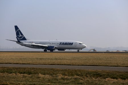 YR-BGJ EHAM 2