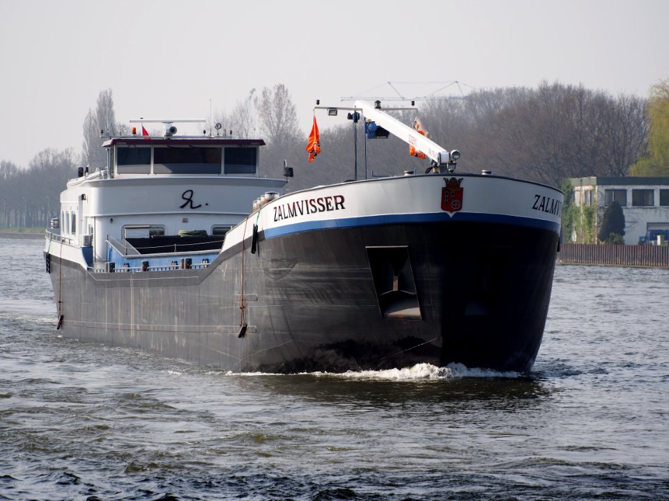 Zalmvisser - ENI 02325510, Amsterdam-Rijnkanaal, pic2