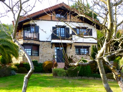 Zalla (Mimetiz) 12