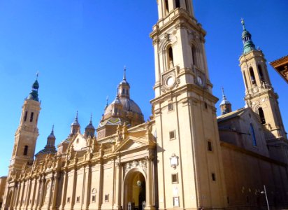Zaragoza - Basílica del Pilar 101 photo
