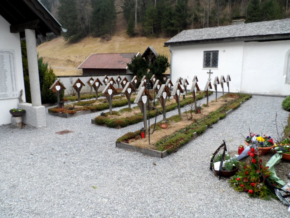 Zammerberg-Friedhof-Kronburg