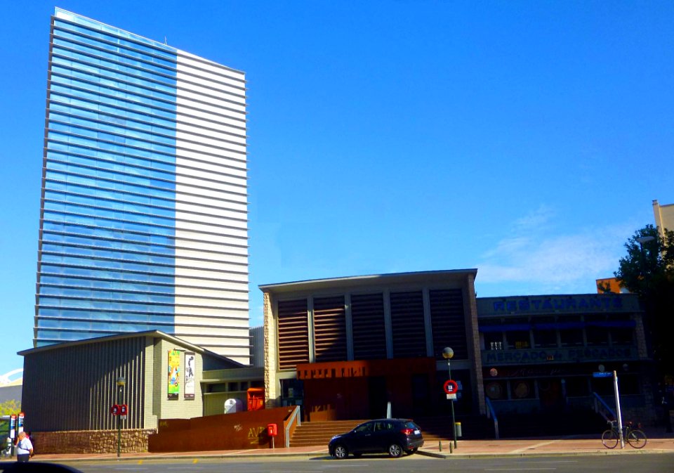 Zaragoza - Centro Civico Delicias, Centro de Tiempo Libre Musaraña y CIEM Torre Delicias 2