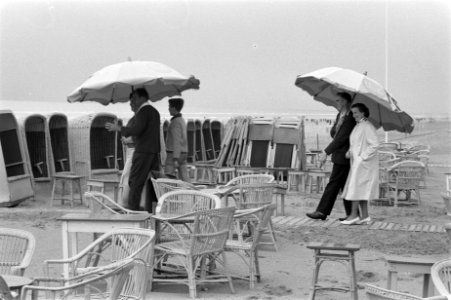 Zandvoort 16 Juli . Slecht weer, Bestanddeelnr 912-7425