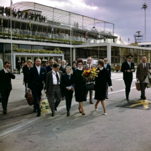 Zangers, vliegvelden, Willy Alberti, Bestanddeelnr 254-7260