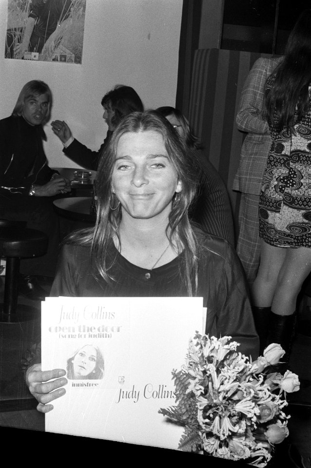 Zangeres Judy Collins in Hiltonhotel Amsterdam, Judy Collins, Bestanddeelnr 925-1518