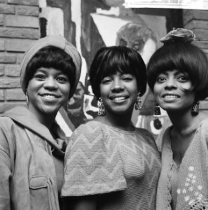Zanggroep The Supremes in Hilton-hotel aan pers voorgesteld, v.l.n.r. Florence B, Bestanddeelnr 918-2472