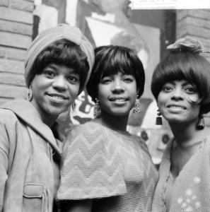 Zanggroep The Supremes in Hilton-hotel aan pers voorgesteld, v.l.n.r. Florence B, Bestanddeelnr 918-2473