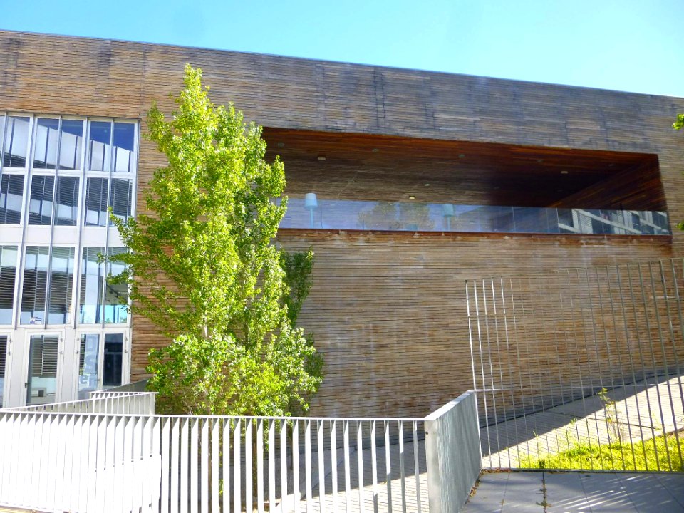 Zaragoza - Escuela Superior de Diseño de Aragón (ESDA) 10