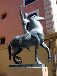 Zaragoza -'Jinete', escultura ecuestre de Pablo Gargallo 2