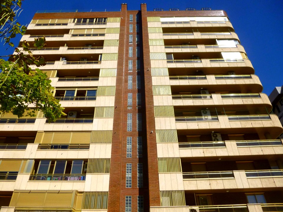 Zaragoza - Avenida de María Zambrano 7