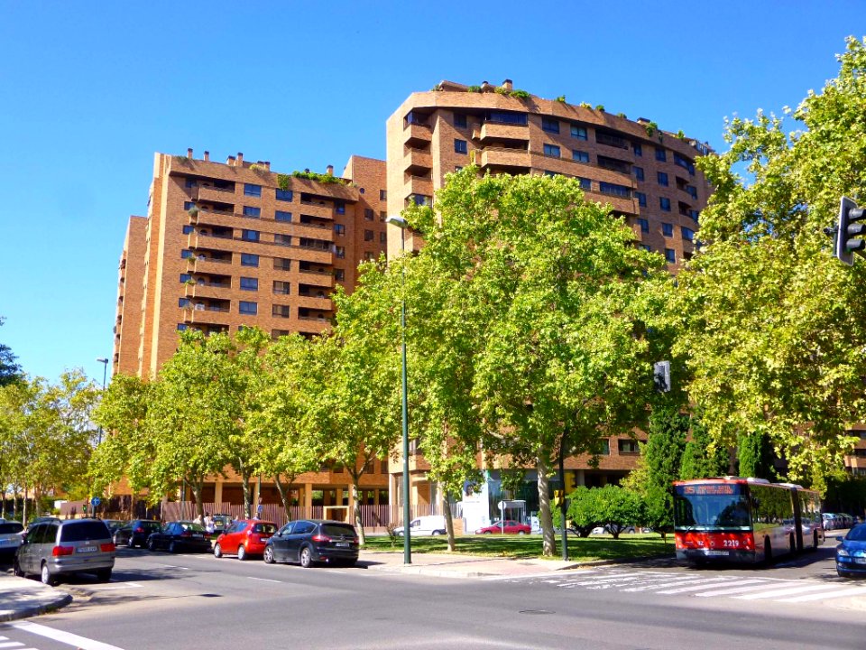 Zaragoza - bloques de apartamentos 06