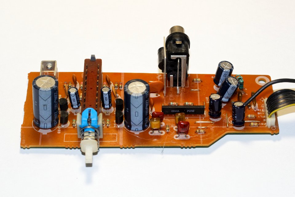 Yamaha MM-MC RIAA preamp board, around 1987 (1)