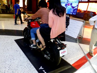 YAMAHA MT-07 (1)