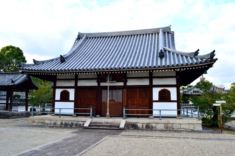 Yachuji, hondou-2