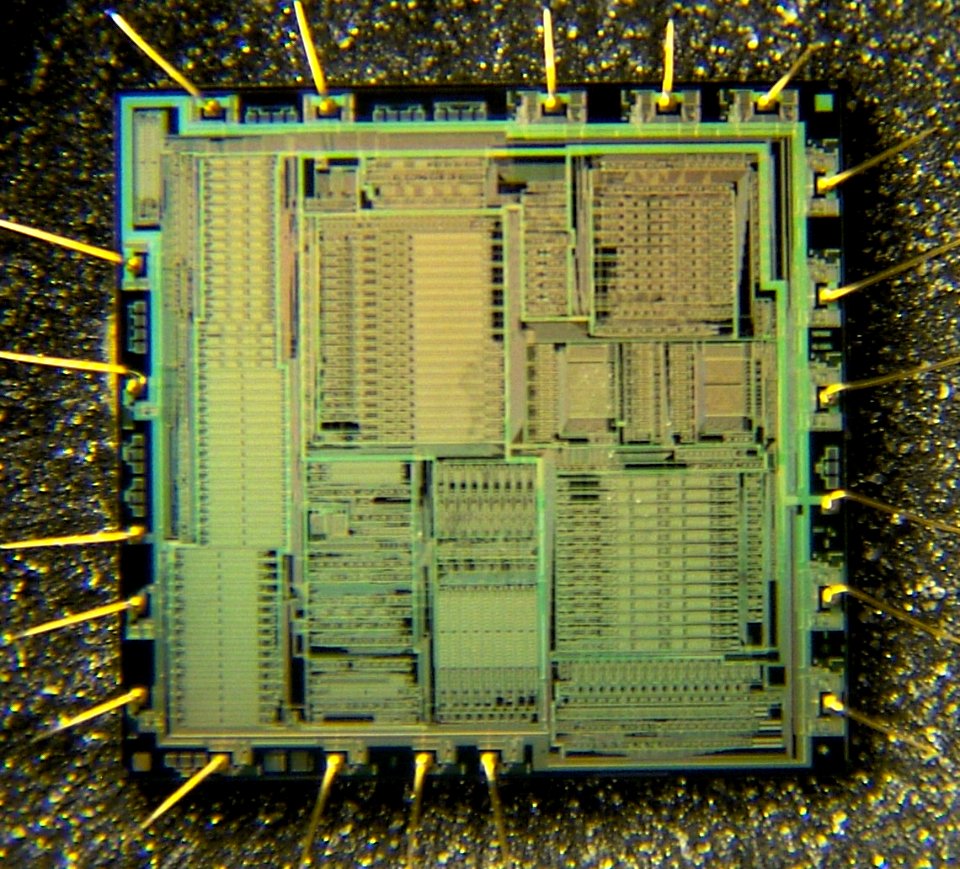 Yamaha YM3812 audio IC decapsulated
