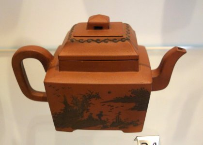 Yixing teapot, China, Qing dynasty, c. 1765-1835, stoneware with painted slip - Royal Ontario Museum - DSC03859
