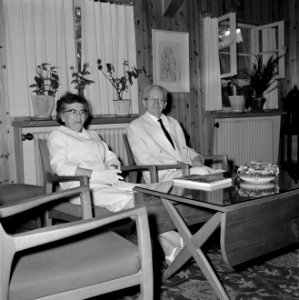 Yitzhak Ben Zvi, de tweede president van Israel van 1952 tot 1963, en zijn echtg, Bestanddeelnr 255-4235