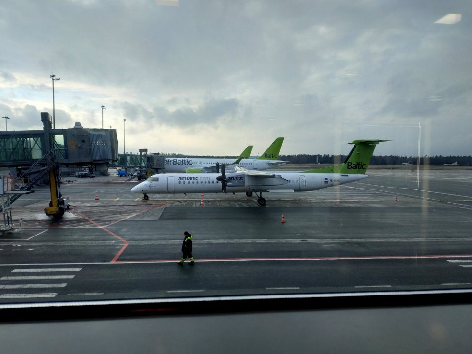 YL-BAQ 2020-03 Riga airport