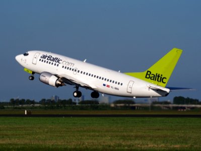 YL-BBQ Air Baltic Boeing 737-522 - cn 26691 takeoff from Schiphol (AMS - EHAM), The Netherlands, 16may2014, pic-2