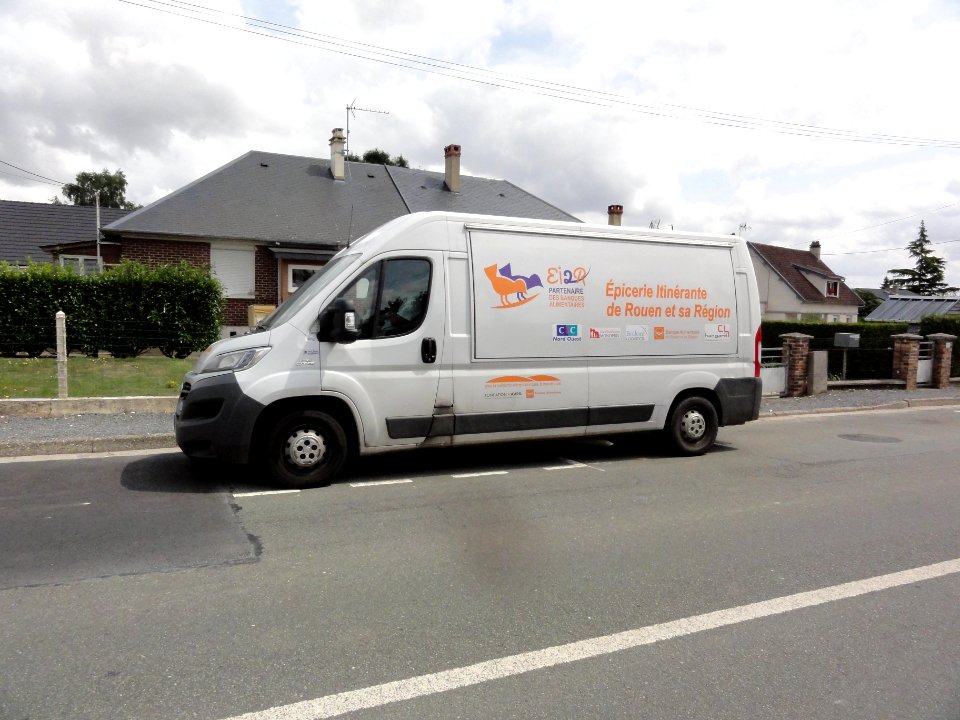 Yerville (Seine-Mar.) épicerie itinerante